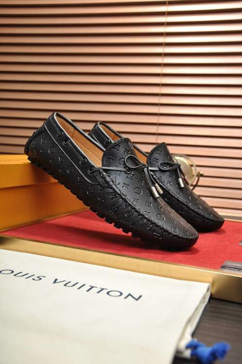 Picture of Louis Vuitton Shoes _SKULVsz38-44mnf0313611991